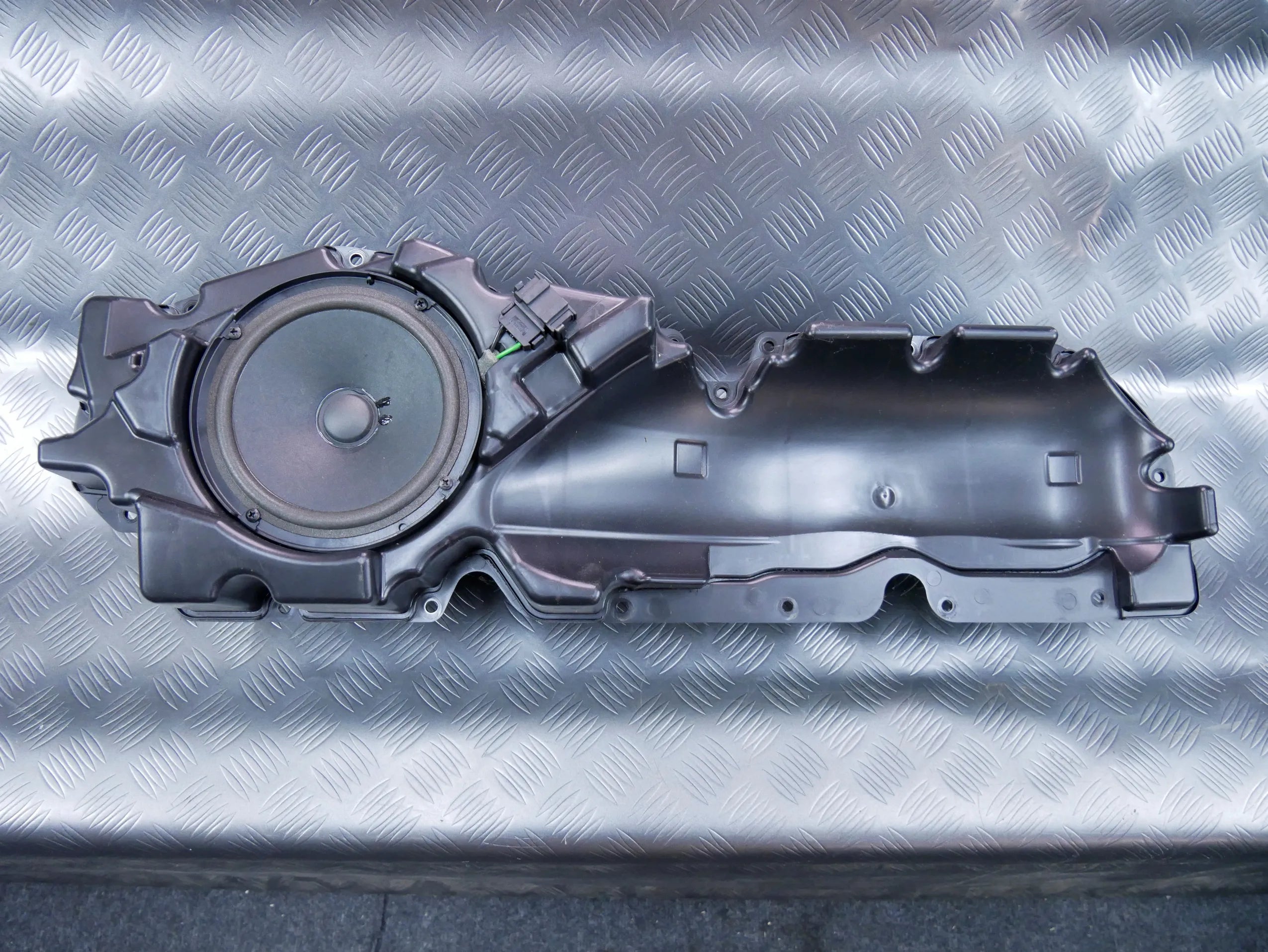 Głośnik drzwi lewy 8S0035413 AUDI TT 8S