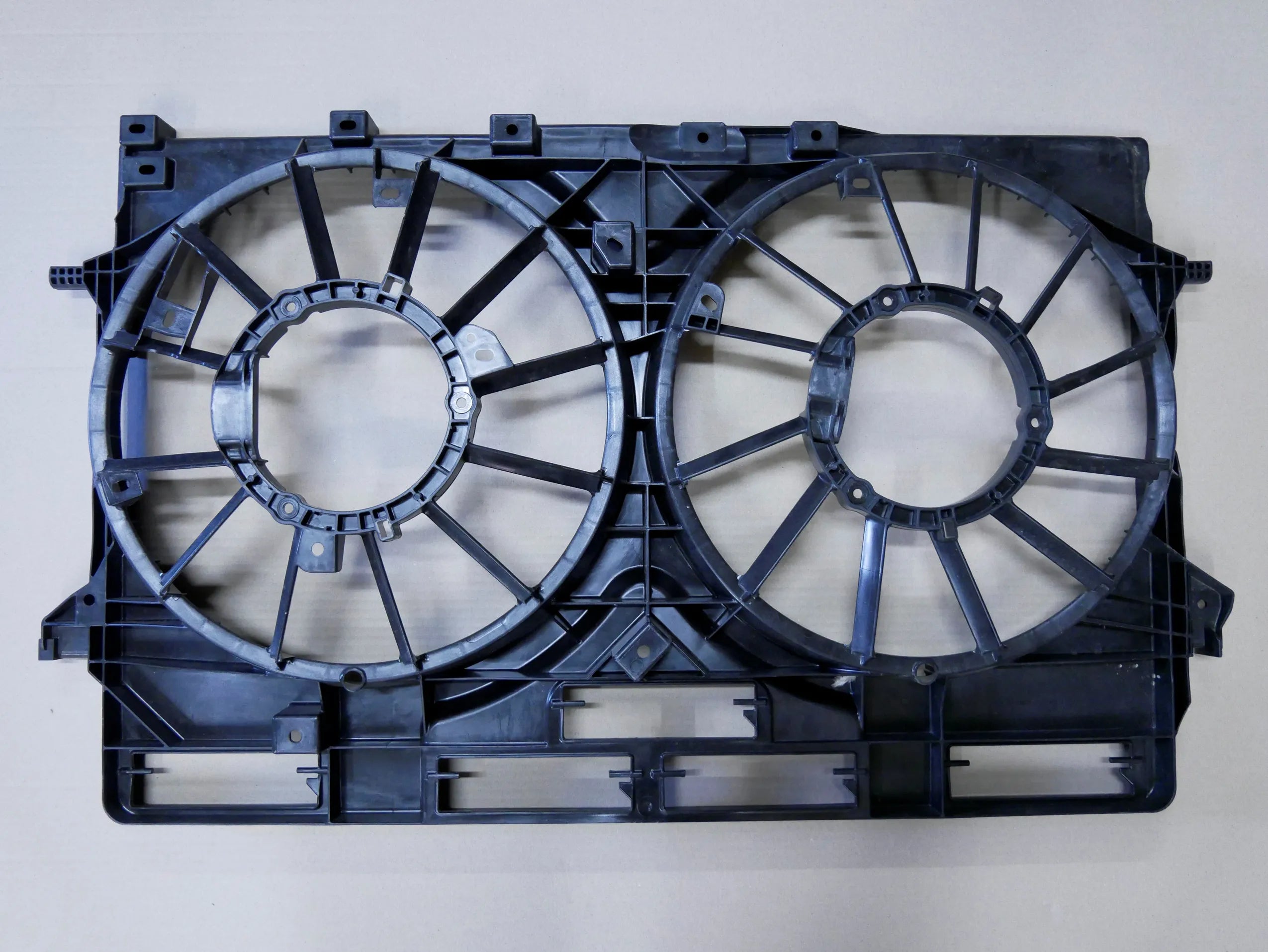 NOWA OEM Obudowa wentylatora MOLD K50321/1 97445299/1 RENAULT NISSAN