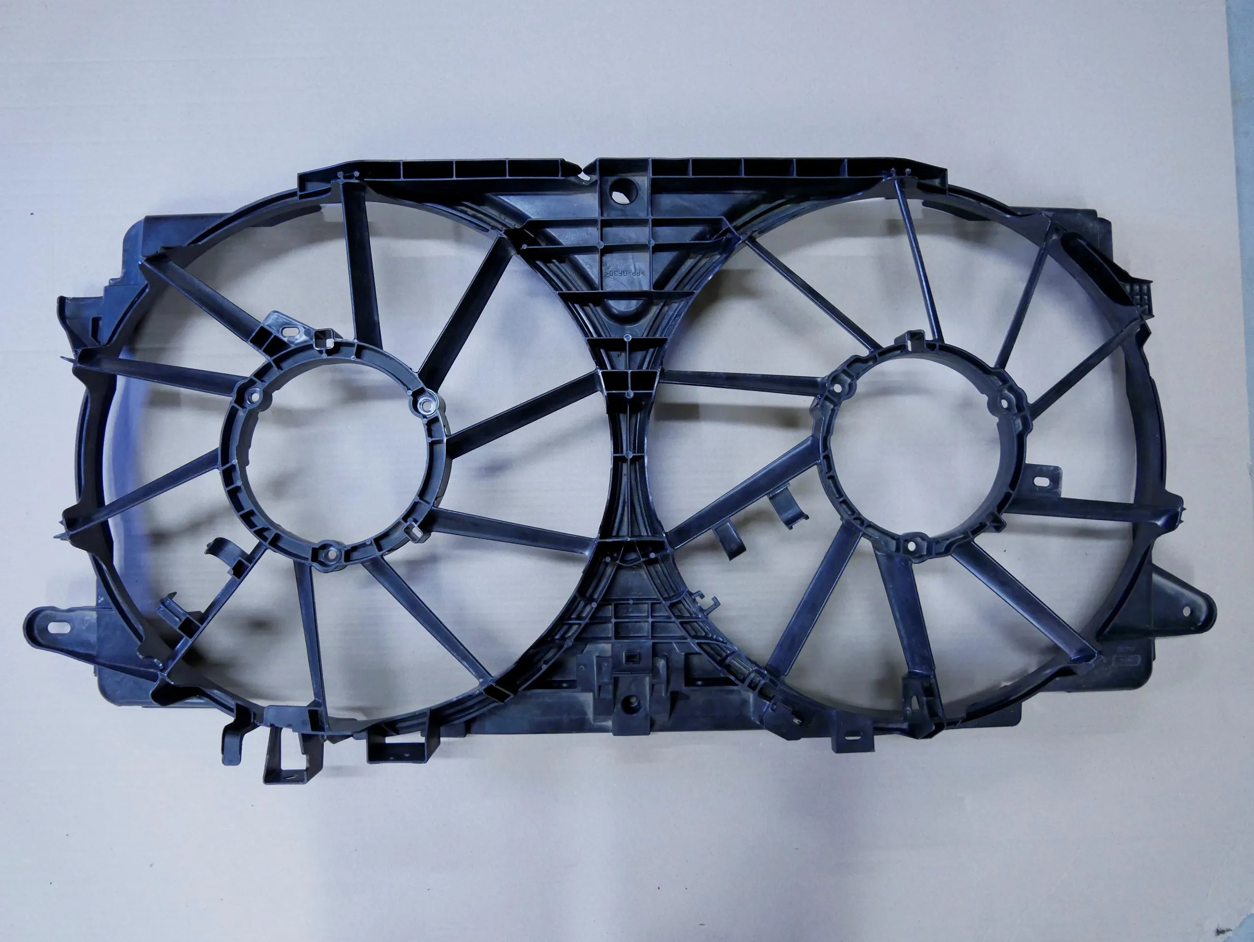 Obudowa wentylatorów 313510400Z 97445299/1 FORD F150