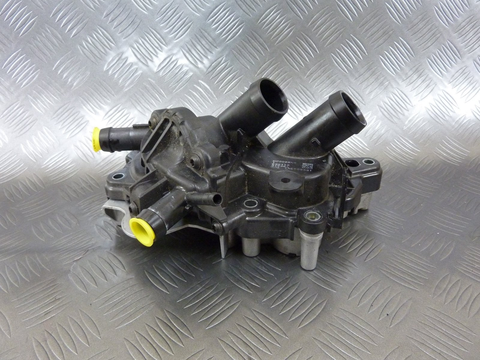 Pompa wody 04E121600AG VW GOLF VII 1.6 MPI 1.4 TSI