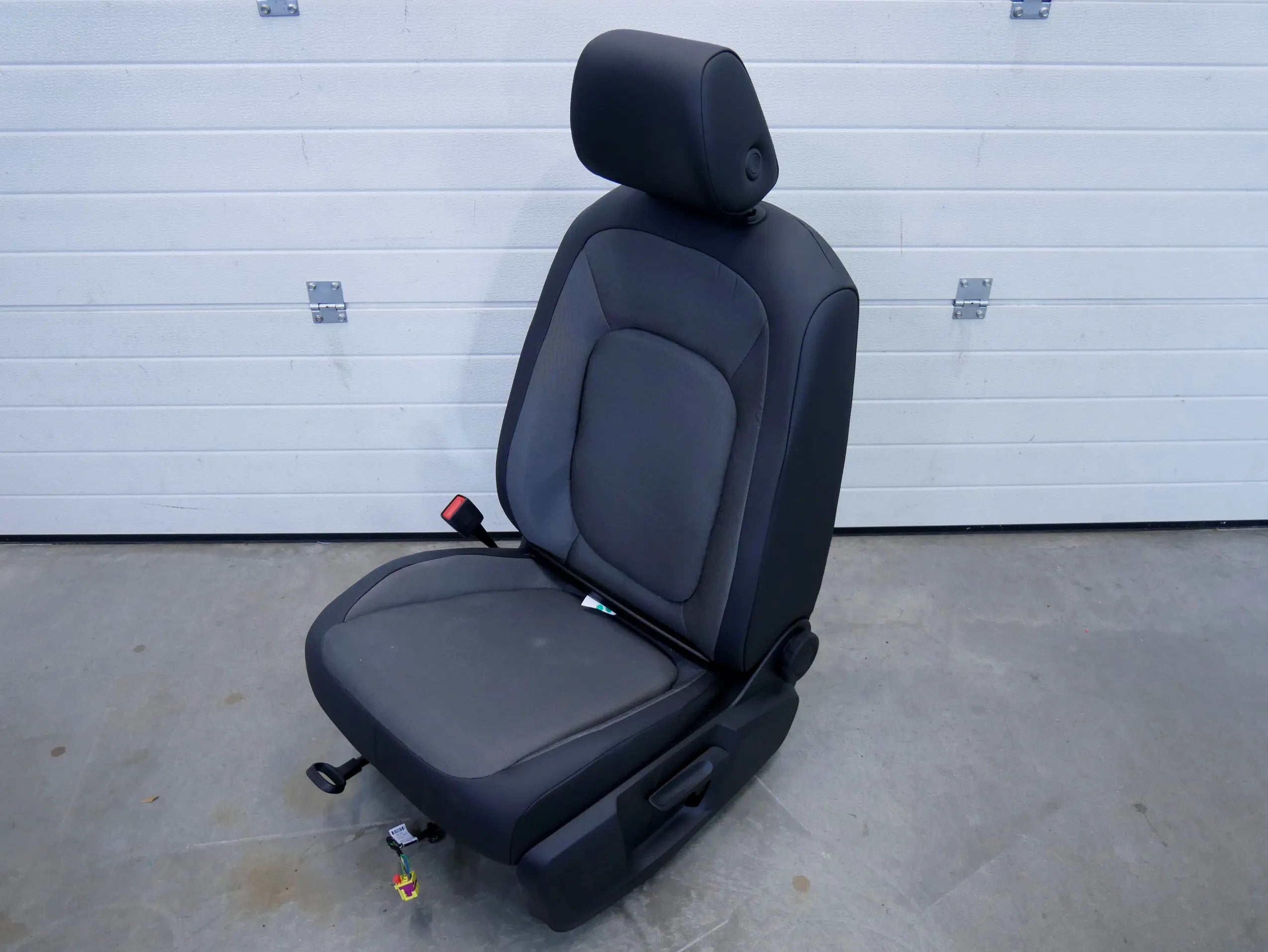 Fotel przód lewy kierowcy VW ID BUZZ CARGO