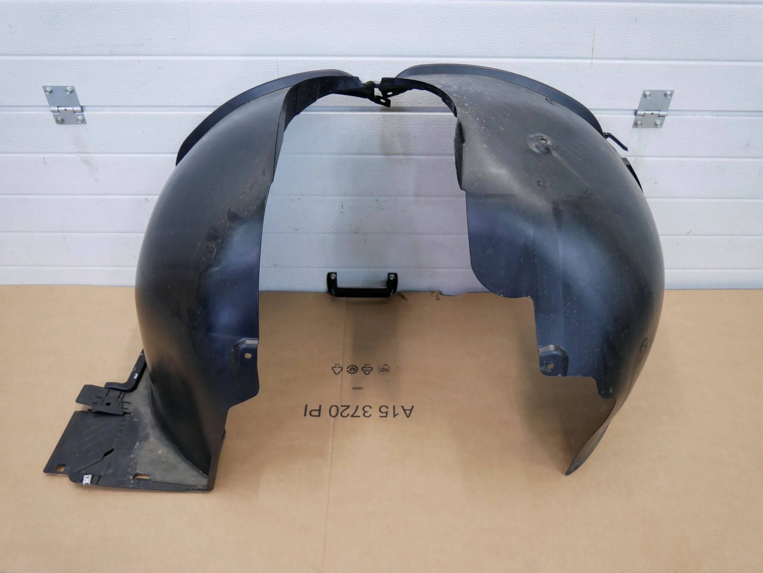 Nadkole przednie lewe 1T3805911 VW ID BUZZ CARGO