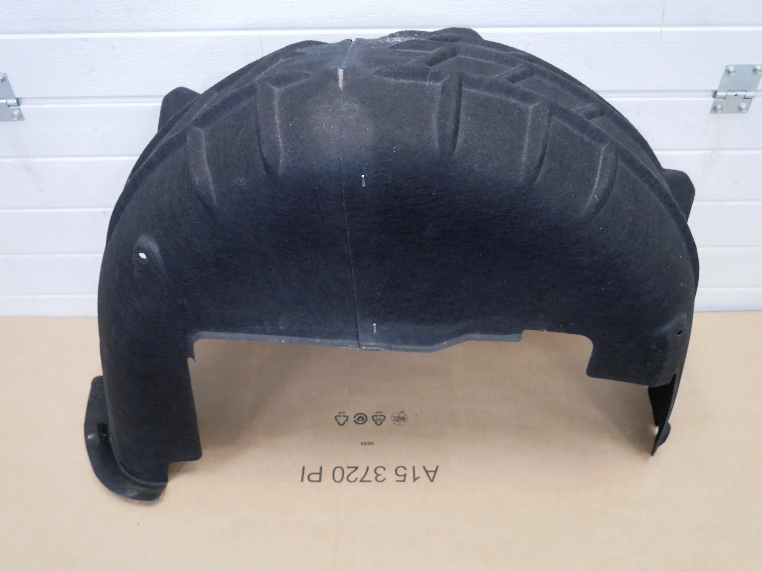 Nadkole tył tylne lewe 1T3810971 VW ID BUZZ CARGO