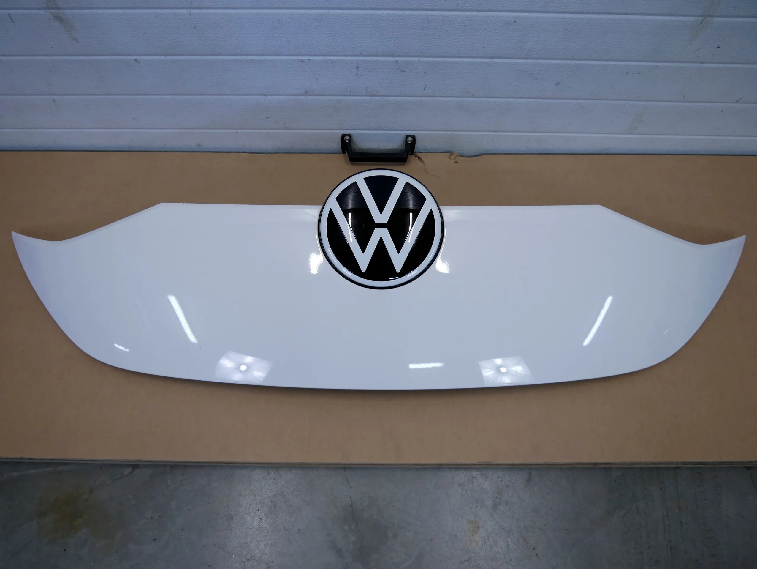 Maska pokrywa silnika 1T3823029A 1T3823031A LB9A VW ID BUZZ CARGO