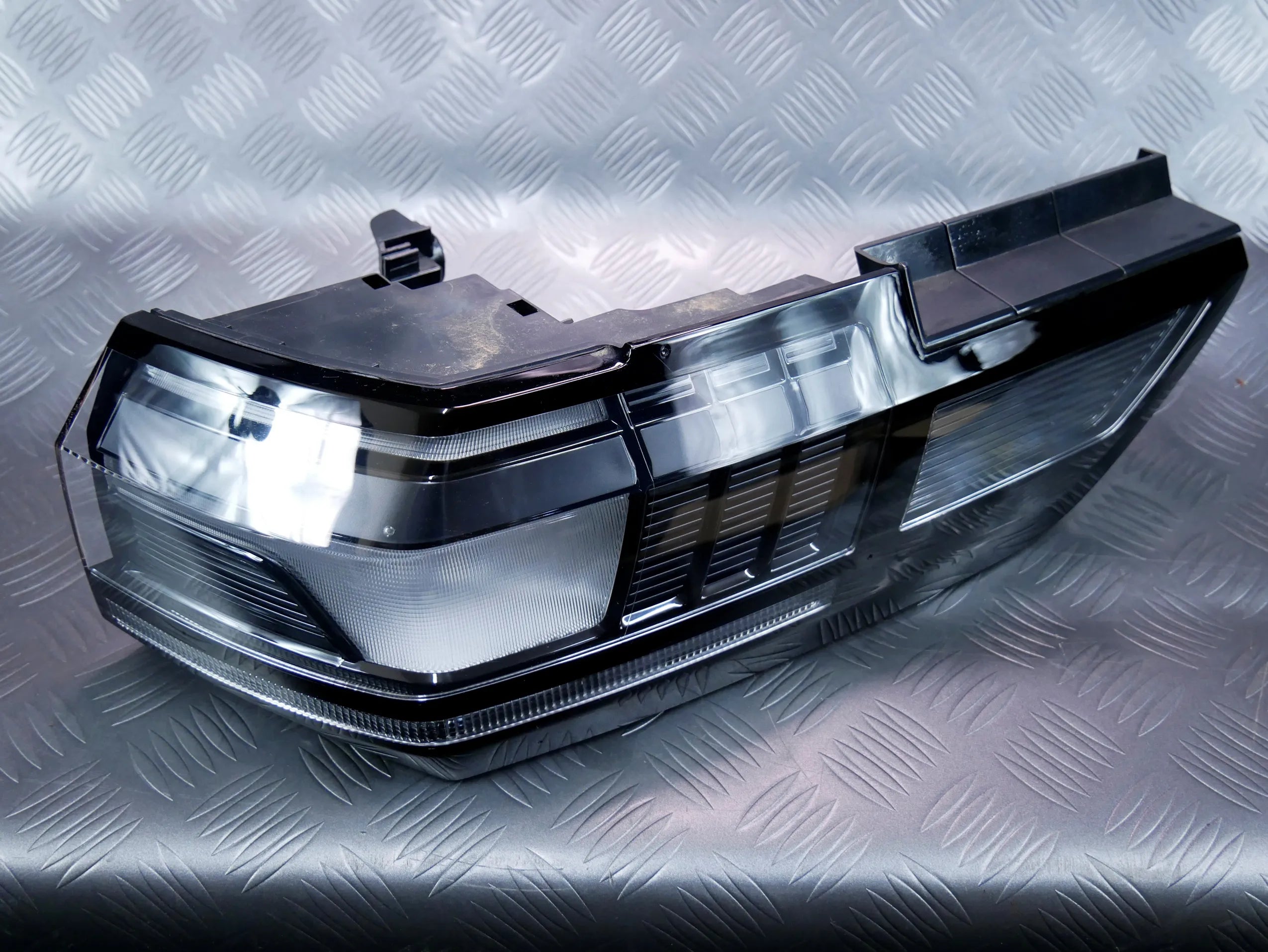 Lampa tył tylna prawa 1T3945096 VW ID BUZZ CARGO