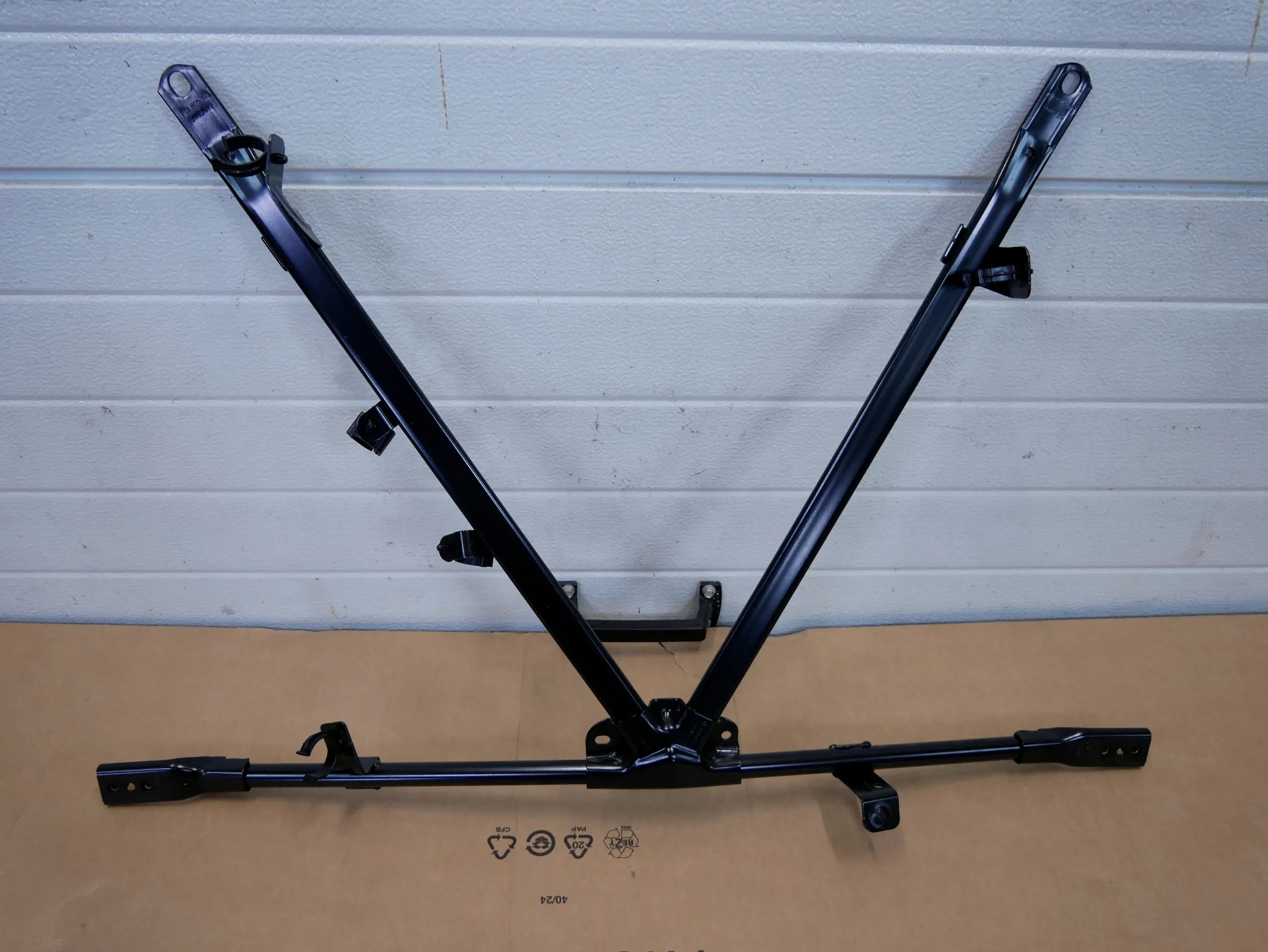 Wspornik mocowanie pasa przedniego 1N3805303 VW ID BUZZ CARGO