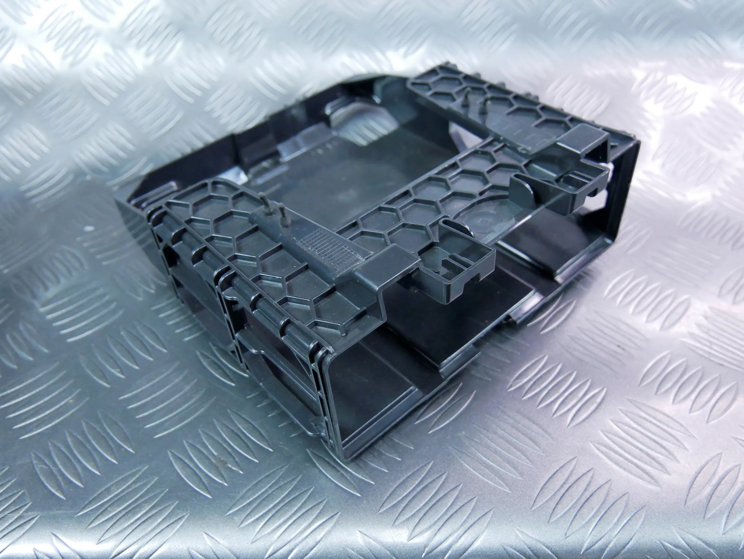 Uchwyt mocowanie sterownika 5TB857273A VW TOURAN III 5T
