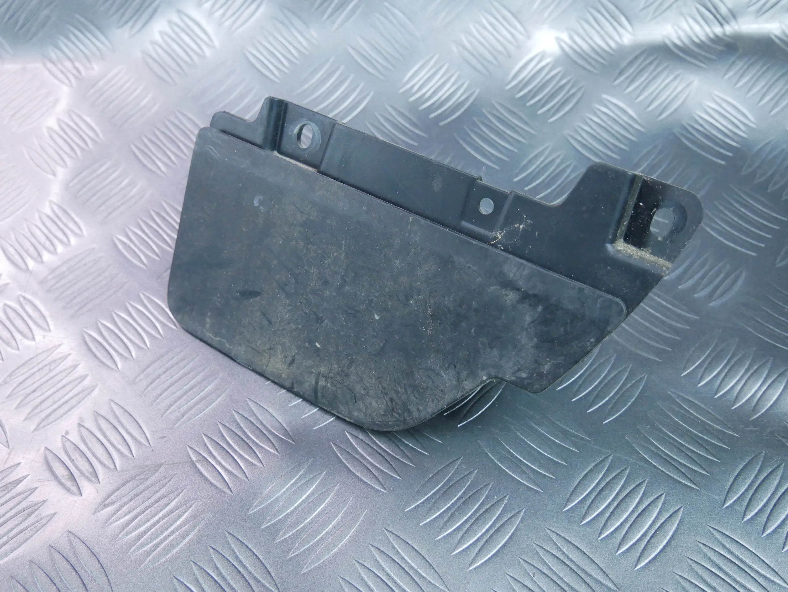 Chlapacz tył tylny prawy 5TA854856 VW TOURAN III 5T