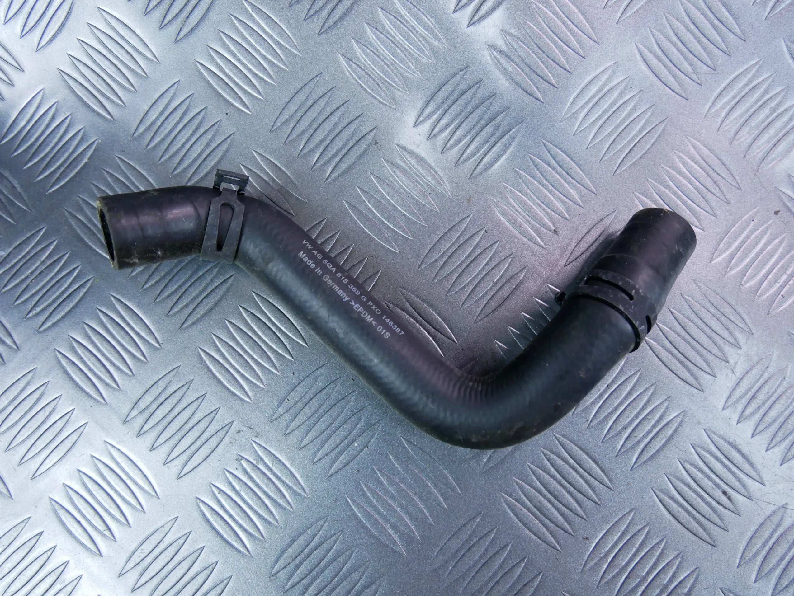 Rura wąż wody 5QA815369G VW TOURAN 5T 1.4 TSI