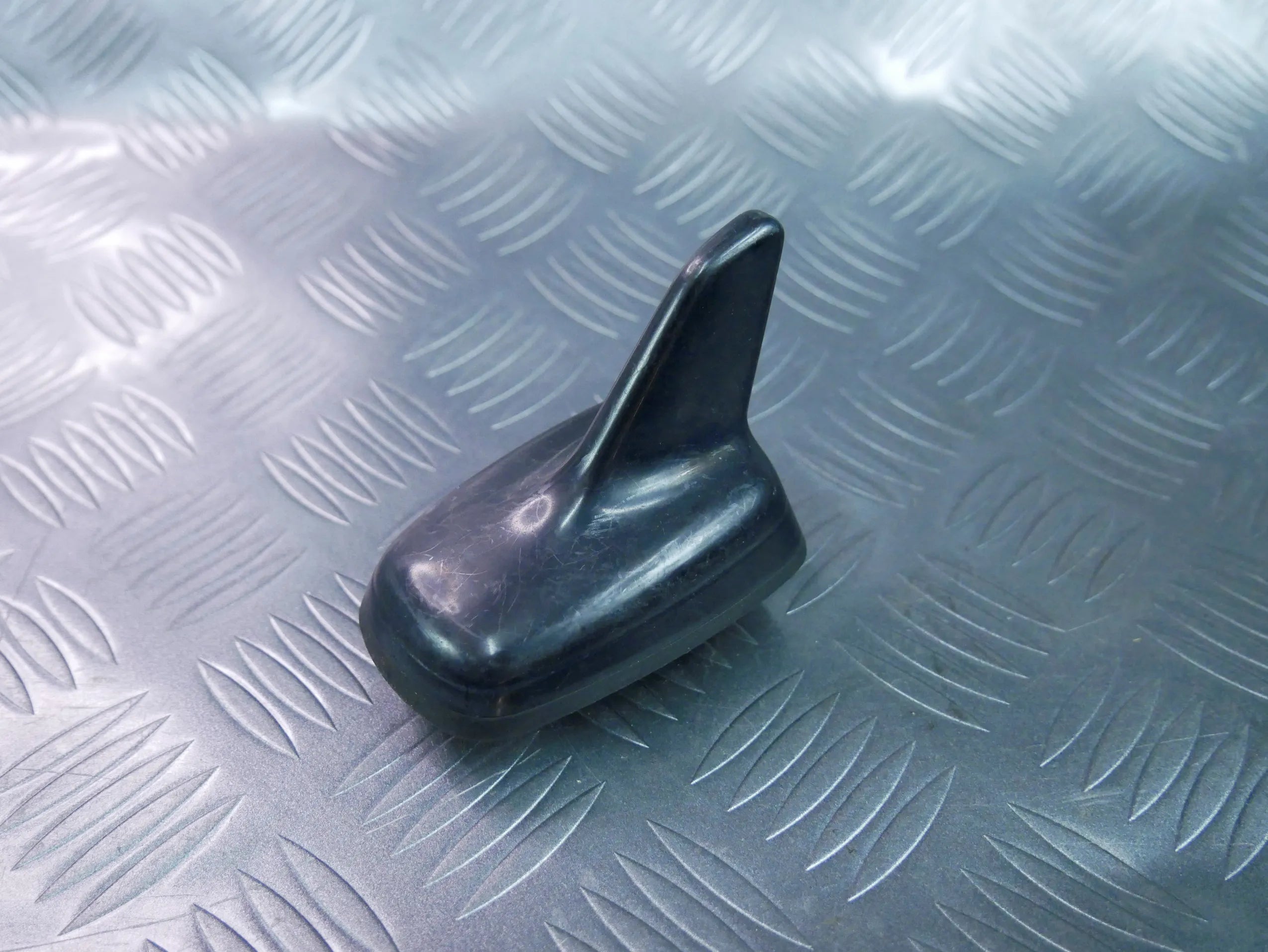 Antena dachowa 5Q0035507A VW TOURAN III 5T
