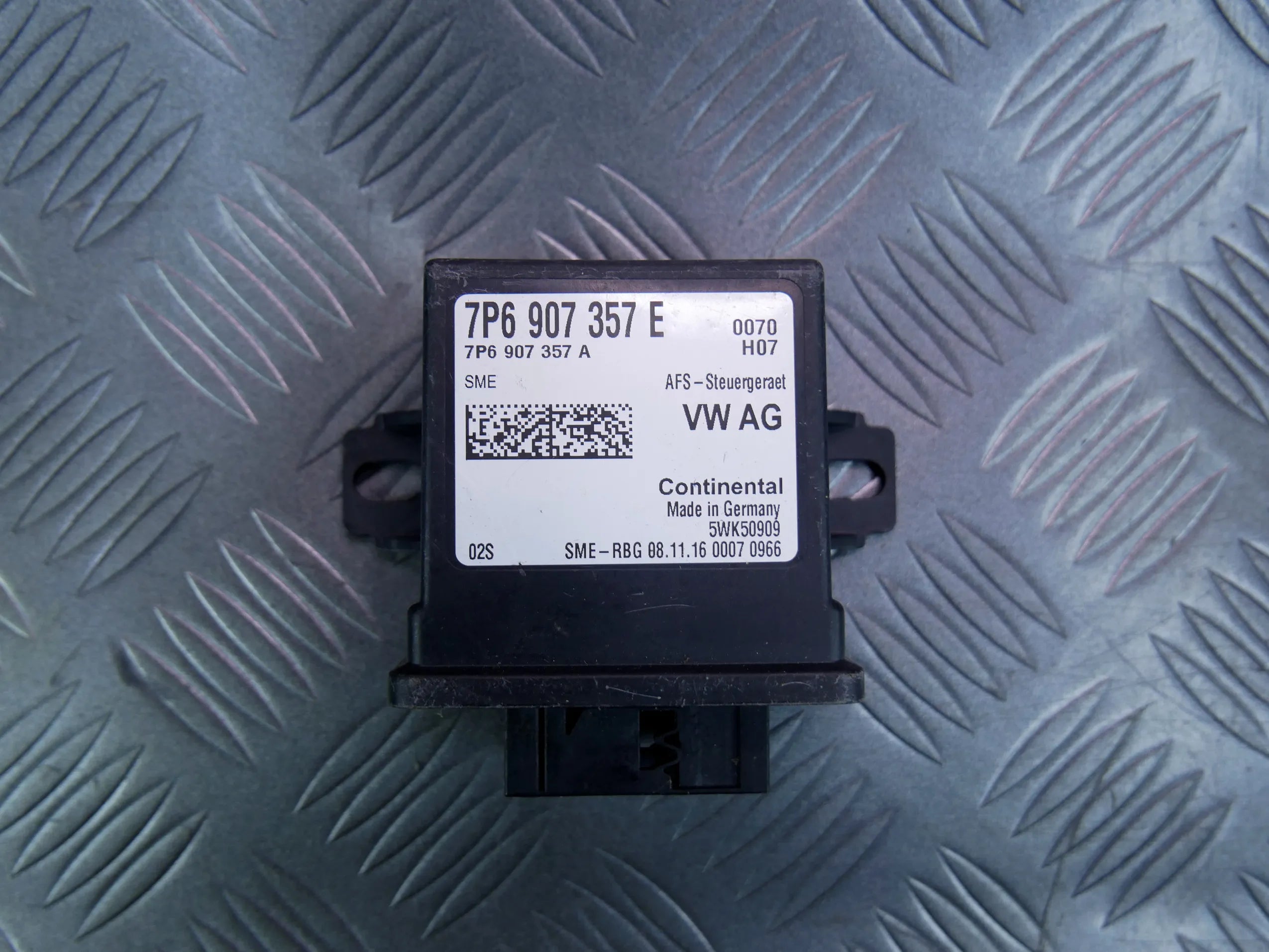 Moduł sterownik świateł 7P6907357E AUDI Q2 81A
