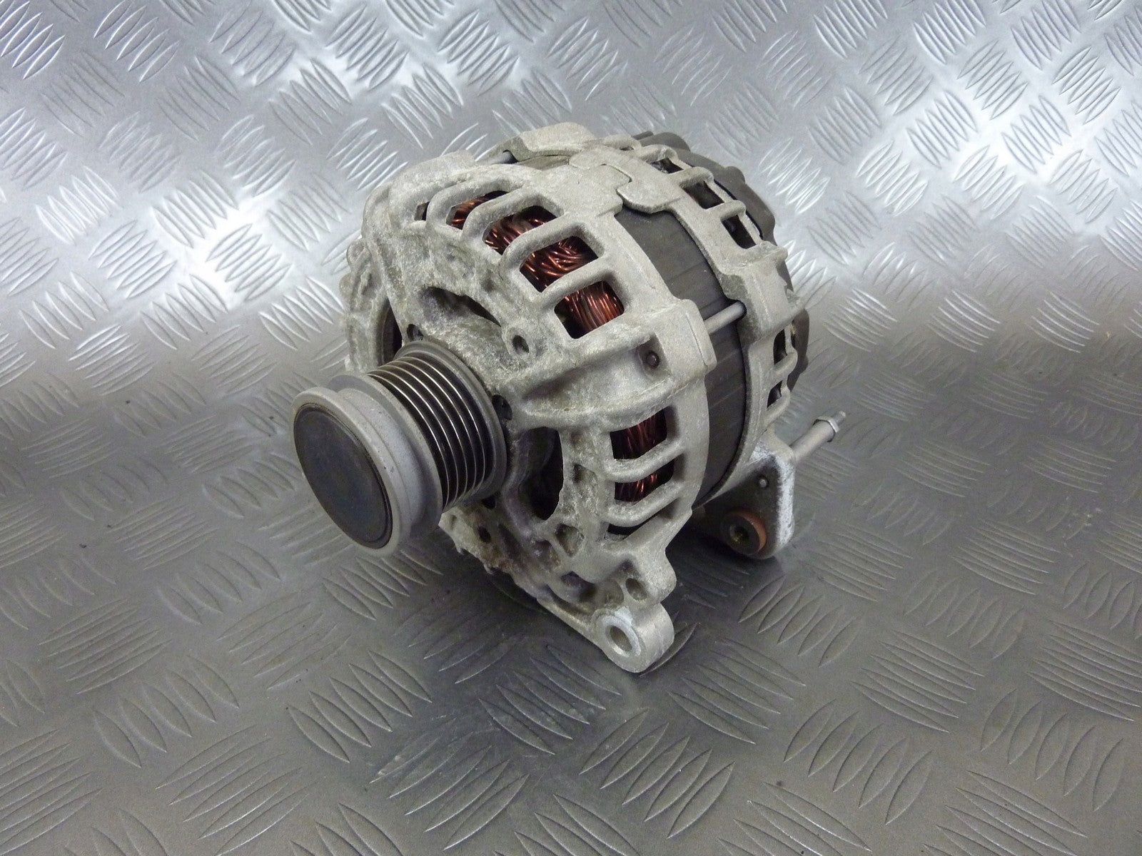 Alternator 04E903023J VW GOLF VII 1.4 TSI