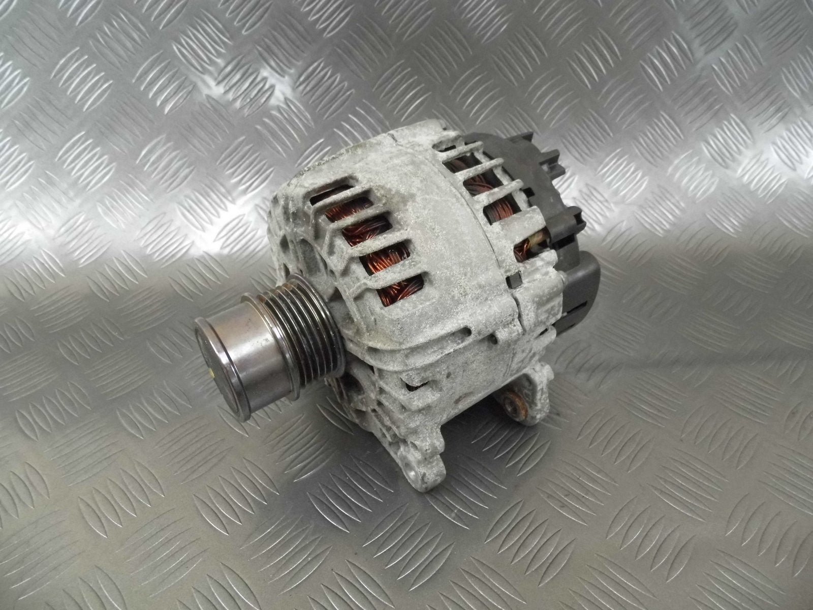 Alternator 04C903023K SKODA SUPERB III 1.4 TSI