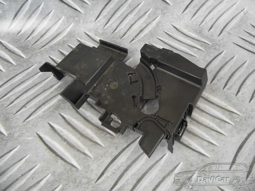Pokrywa bezpieczników 4L0937555A AUDI Q7 LIFT