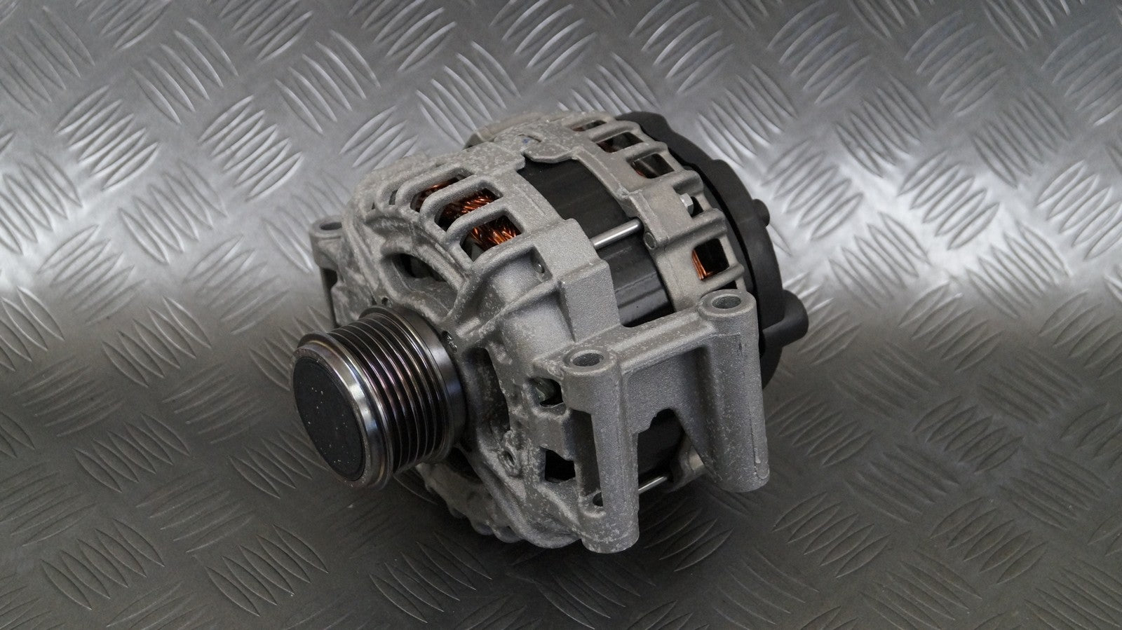Alternator 06K903015C VW JETTA VI 2.0 TSI