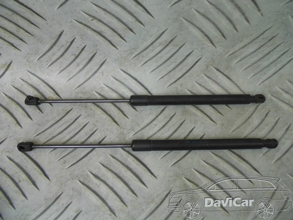Siłownik klapy prawy lewy 8R0827552 AUDI Q5