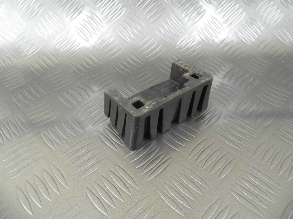 Wspornik klocek pod lewarek 7L8804123 AUDI Q7 LIFT