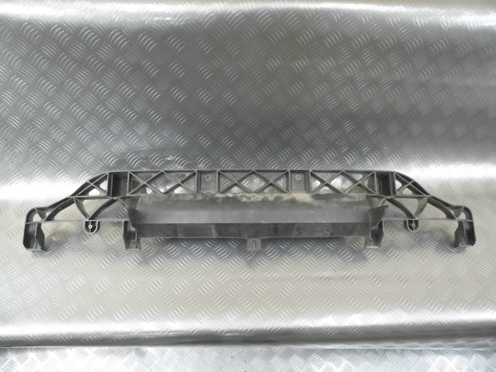Ślizg mocowanie zderzaka tył 4L0807329 AUDI Q7