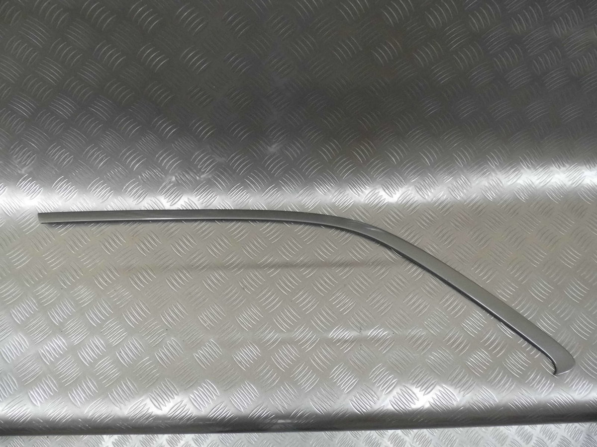Listwa ramka szyby tył lewa AUDI A6 C6 KOMBI