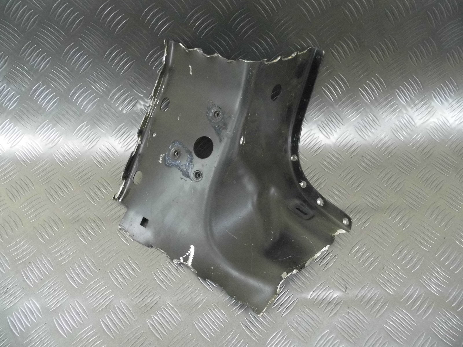 Blacha profil wzmocnienie 4L0809071 AUDI Q7