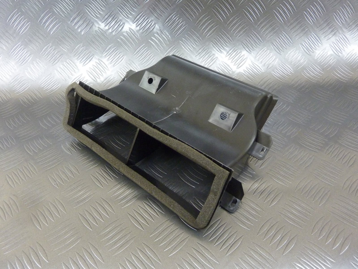 Kanał rura ciepłego powietrza 4L0857946A AUDI Q7