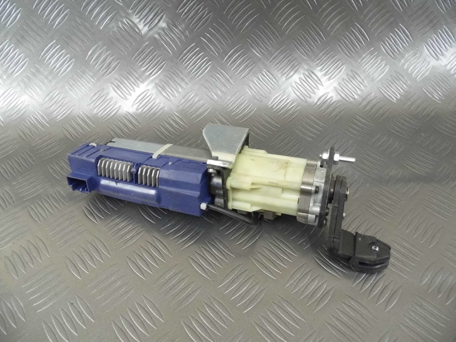 Siłownik mechanizm klapy prawy 4L0827852E AUDI Q7