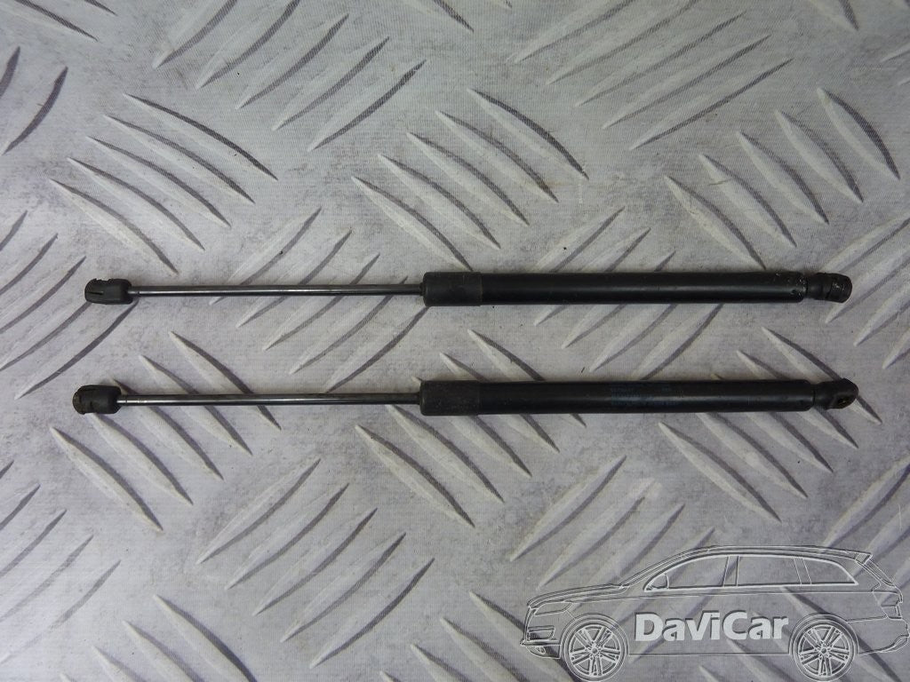Siłownik klapy 4L0827552 AUDI Q7