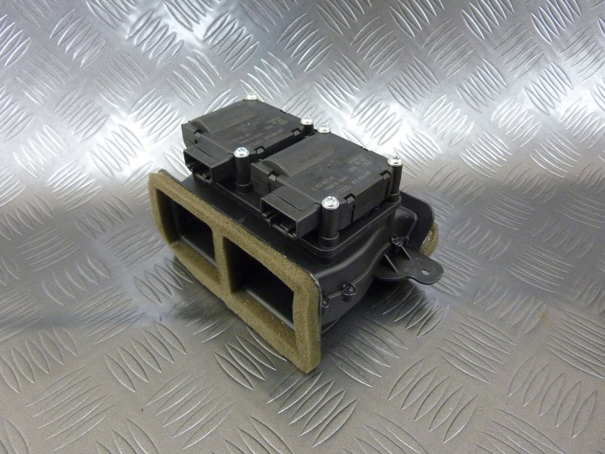 Kanał rura ciepłego powietrza 7L0820526C AUDI Q7