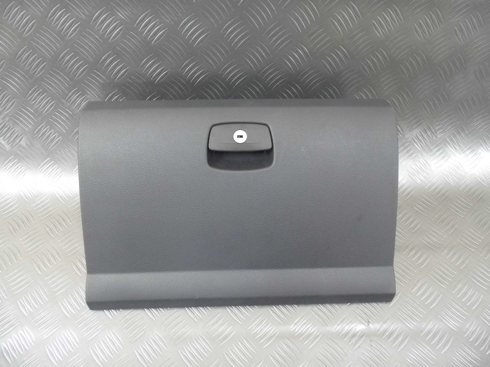 Schowek pasażera 2H0857095E VW AMAROK