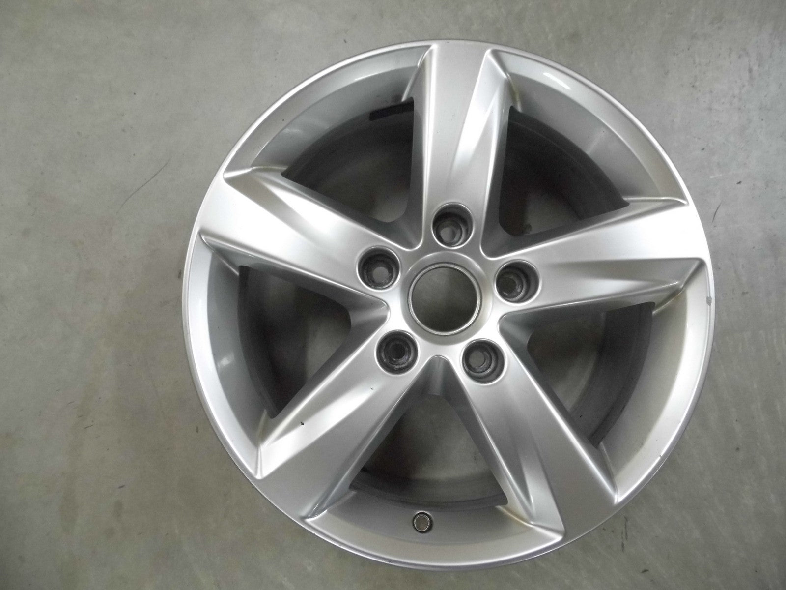 ORYGINALNA Felga 17' 7P6601025A ET50 TOUAREG 7P