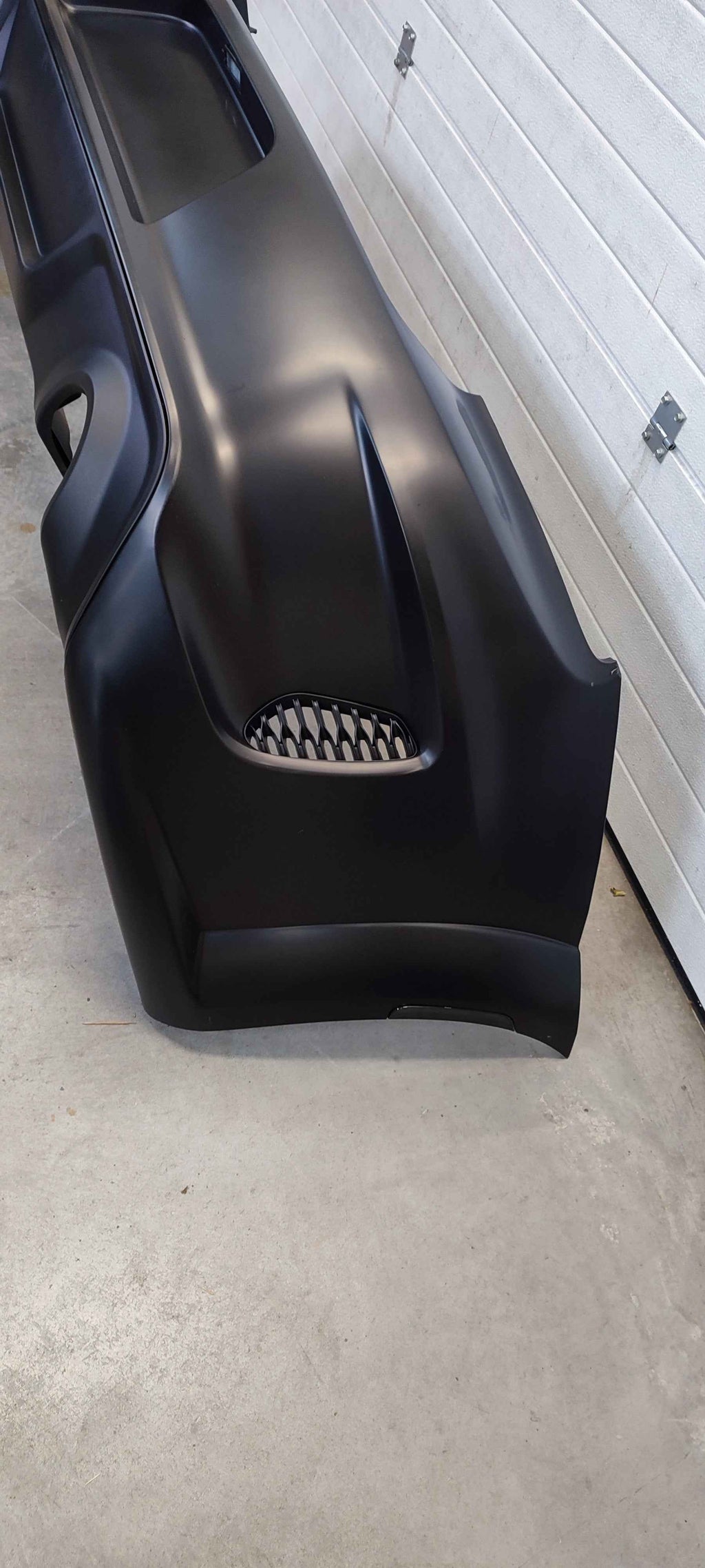 Zderzak tył tylny kompletny DODGE CHARGER SRT WIDEBODY 2015-