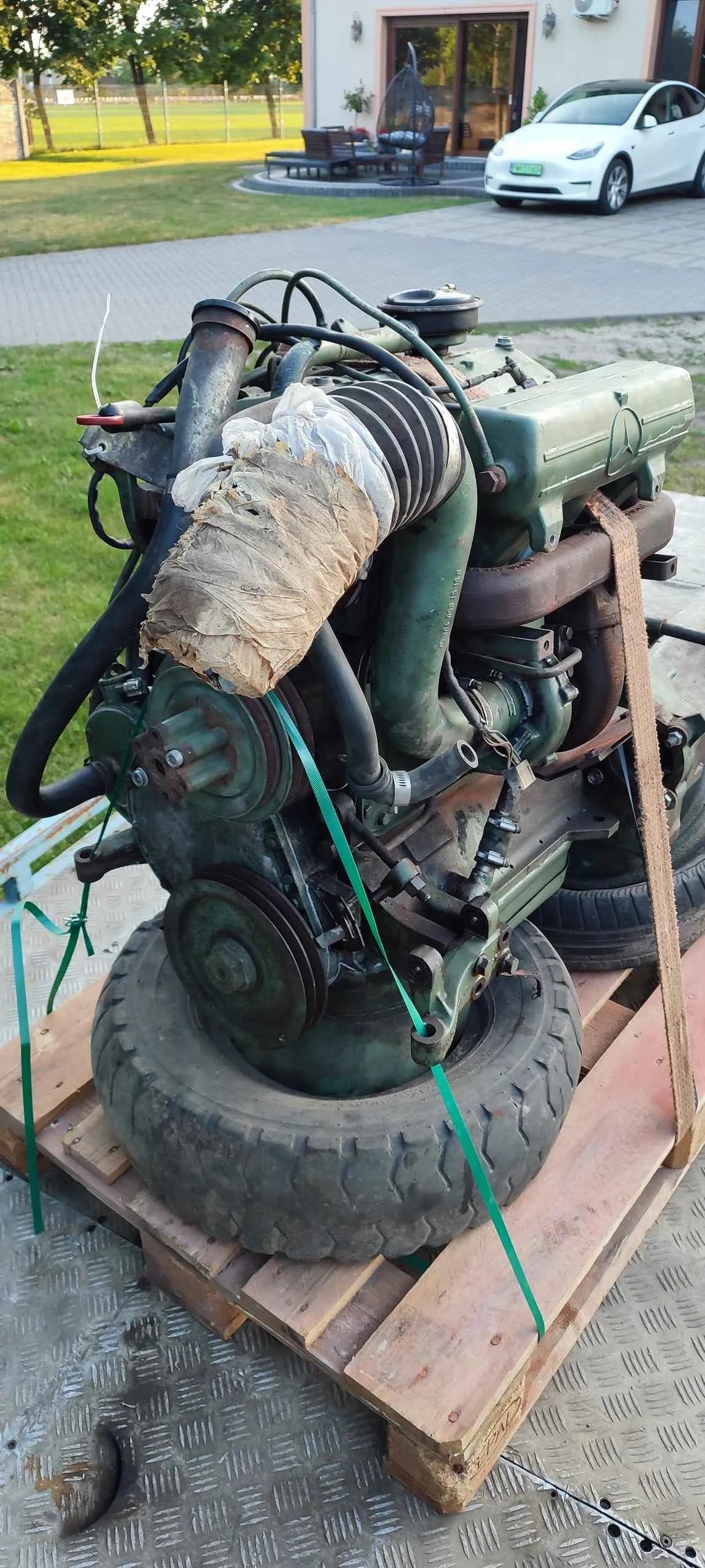 Silnik kompletny OM364 M364 4.0 Diesel Turbo Mercedes-Benz T2 711D